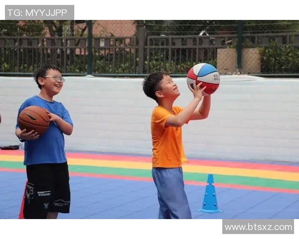 篮球明星亲自传授技巧小朋友们快乐学习打篮球的秘诀与乐趣